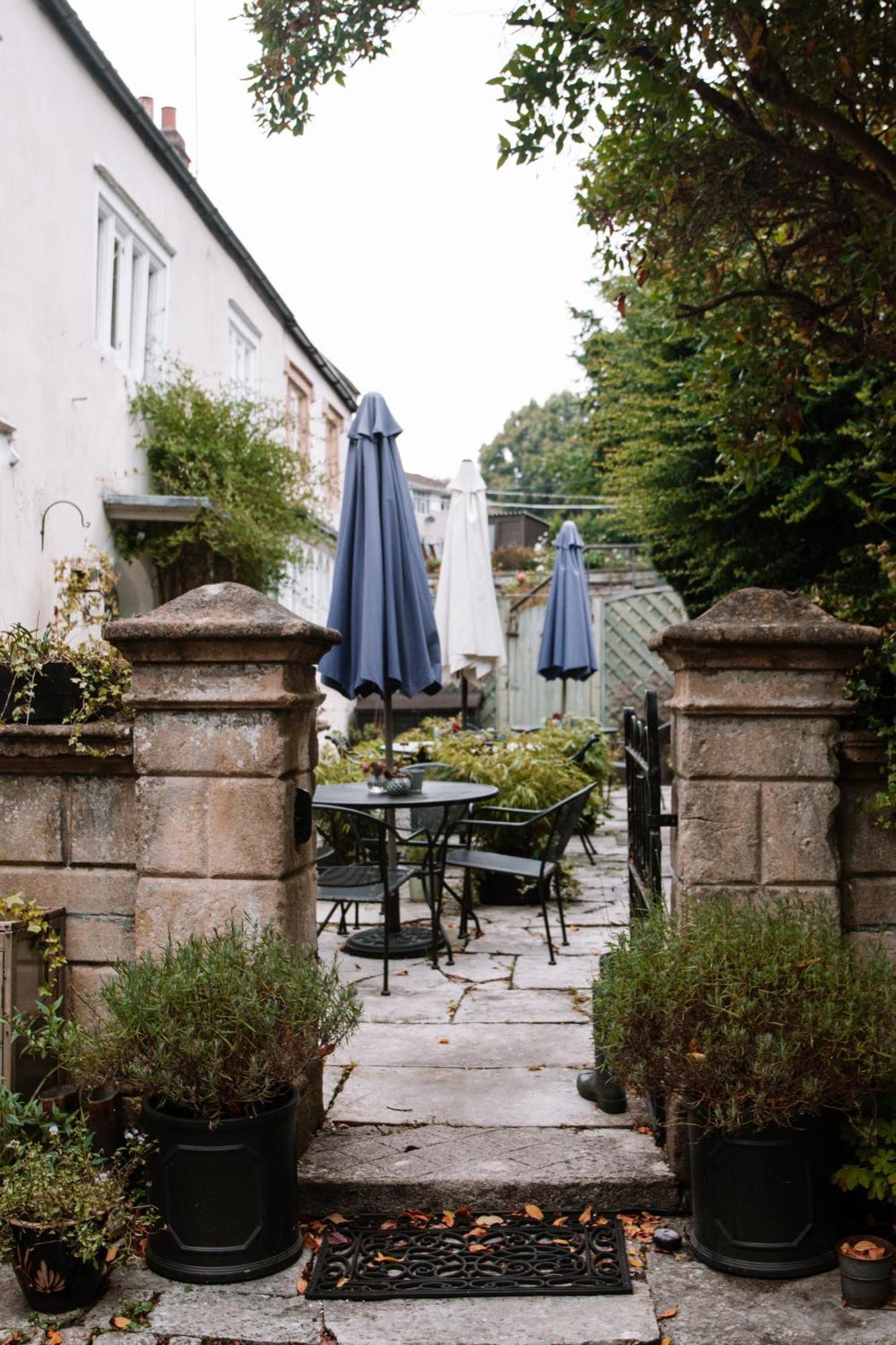Longbridge House Bed & Breakfast Shepton Mallet Exterior photo