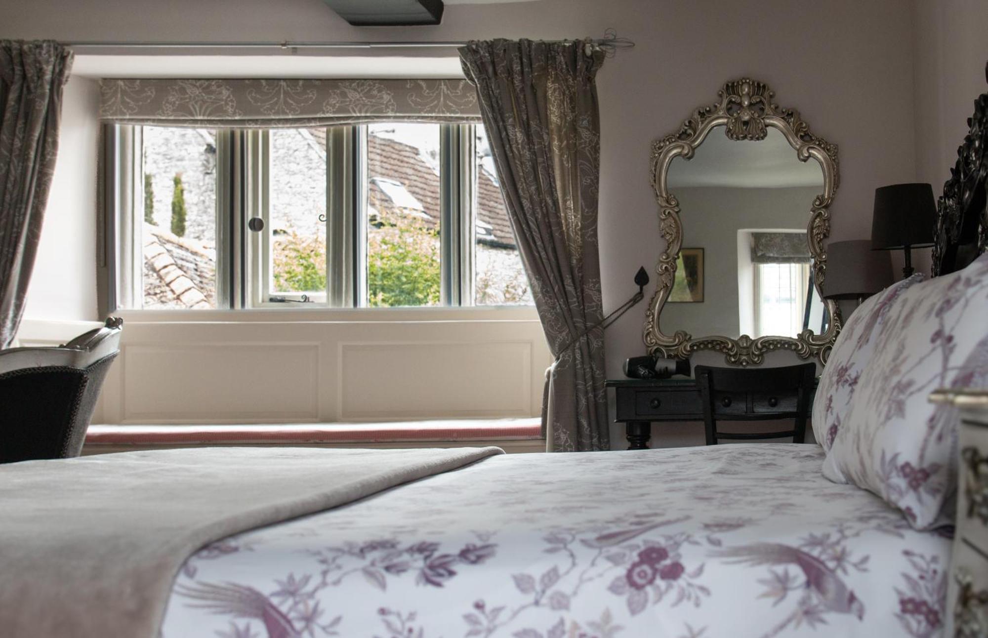 Longbridge House Bed & Breakfast Shepton Mallet Exterior photo